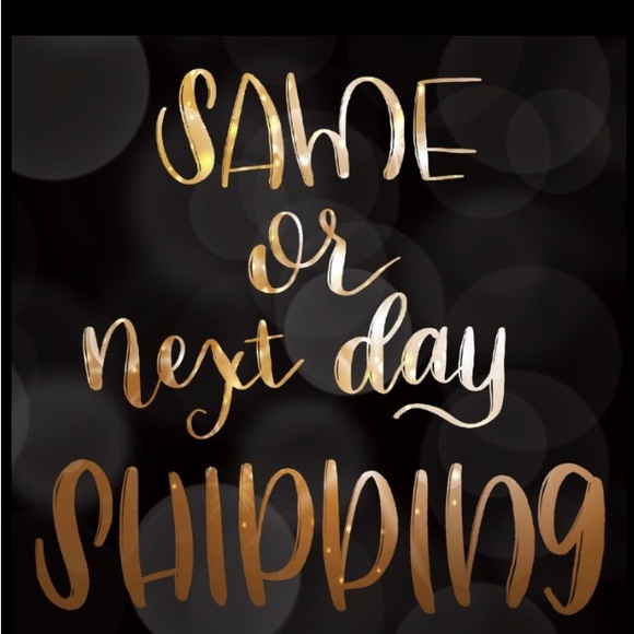 🆕 Sesame Street Sherpa Socks Tickle Me Elmo Sherpa Socks Limited Edition - Picture 13 of 16